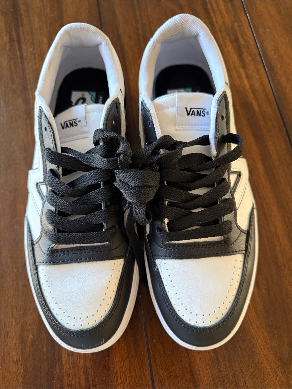 Vans Lowland‎ ComfyCush® Skate Shoe - Black / True White Sz 8 men women 9.5